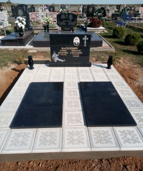 Памятник двойной 164